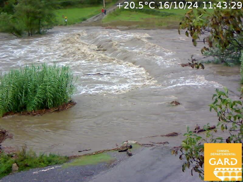 Pont submergé (1/1)