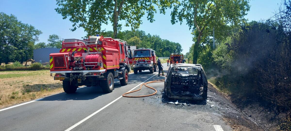FEU DE VOITURE