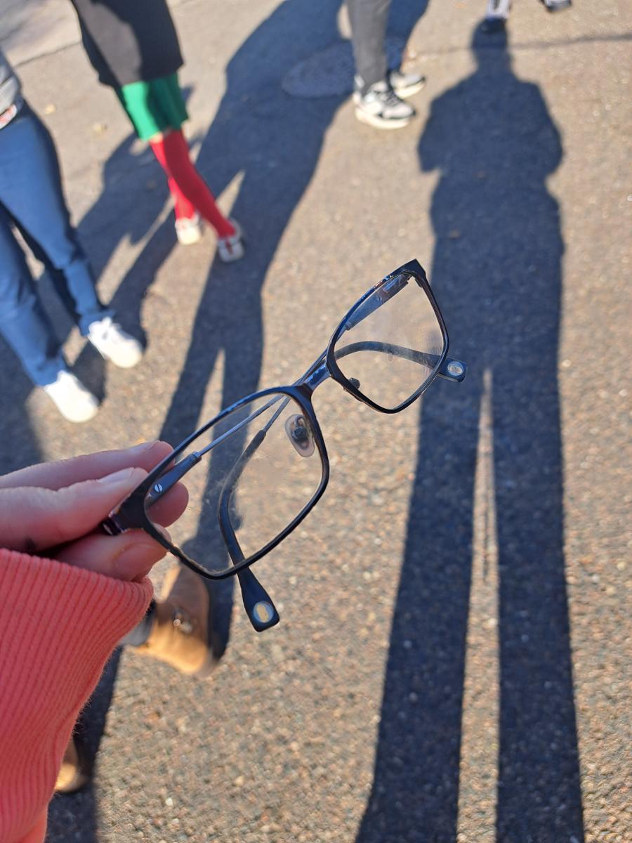 Lunettes trouvés au Foot