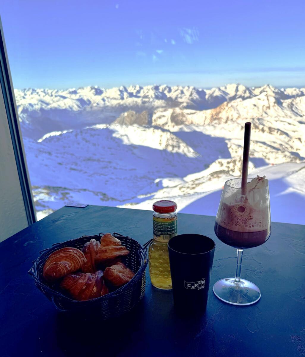 Le réveil des sommets : petit-Déjeuner à 3200m
