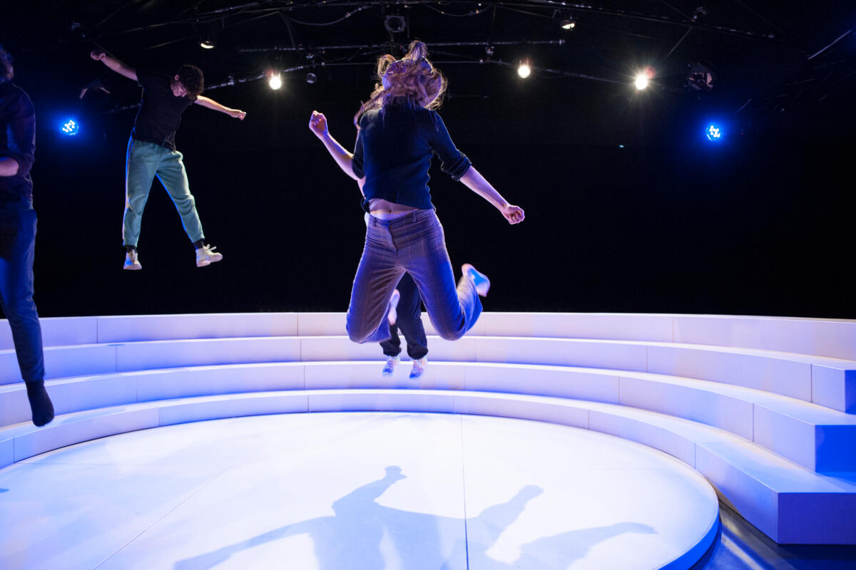 Théâtre - Personne n'est ensemble sauf moi