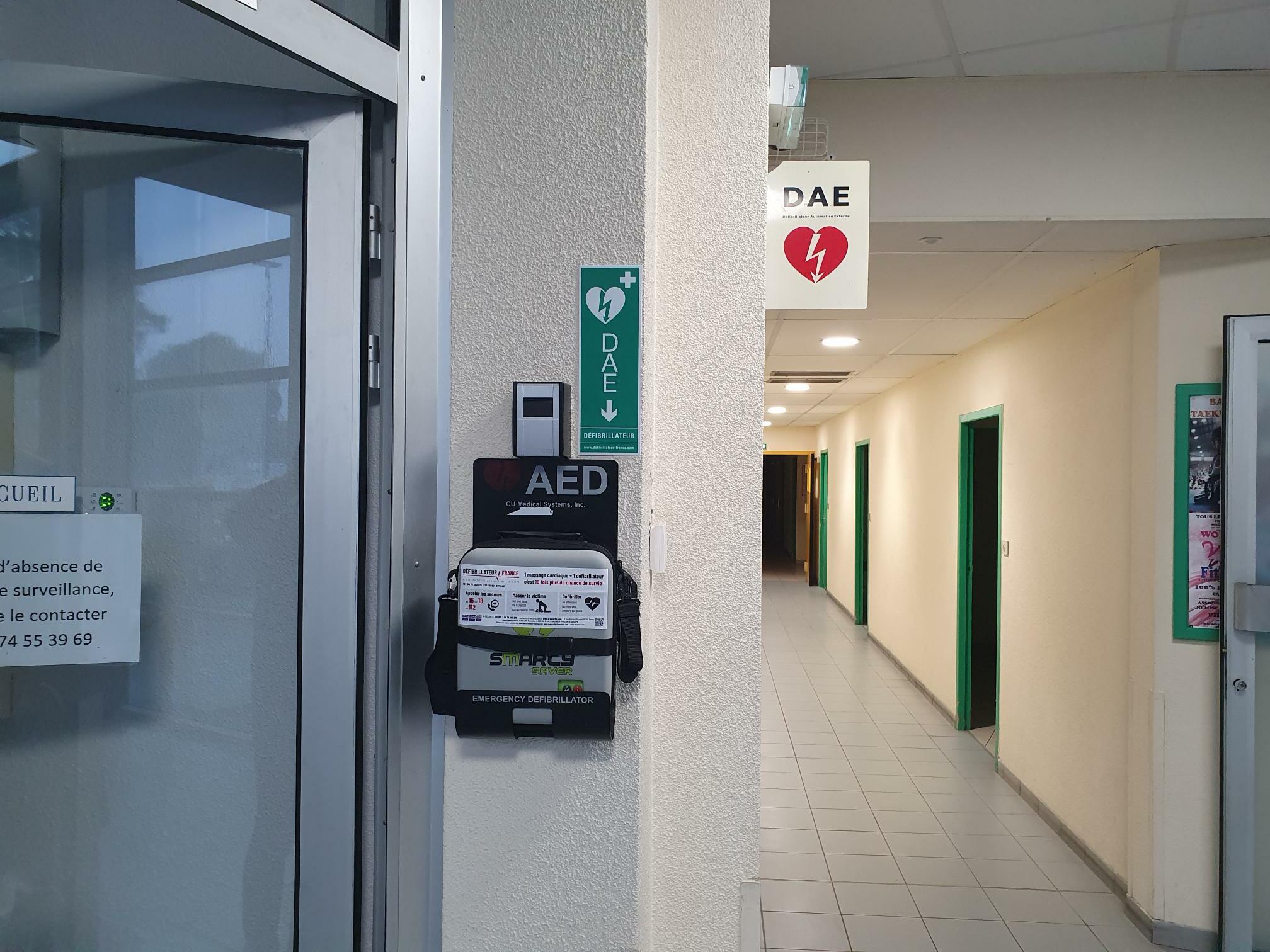 INSTALLATION DE NOUVEAUX DEFIBRILLATEURS